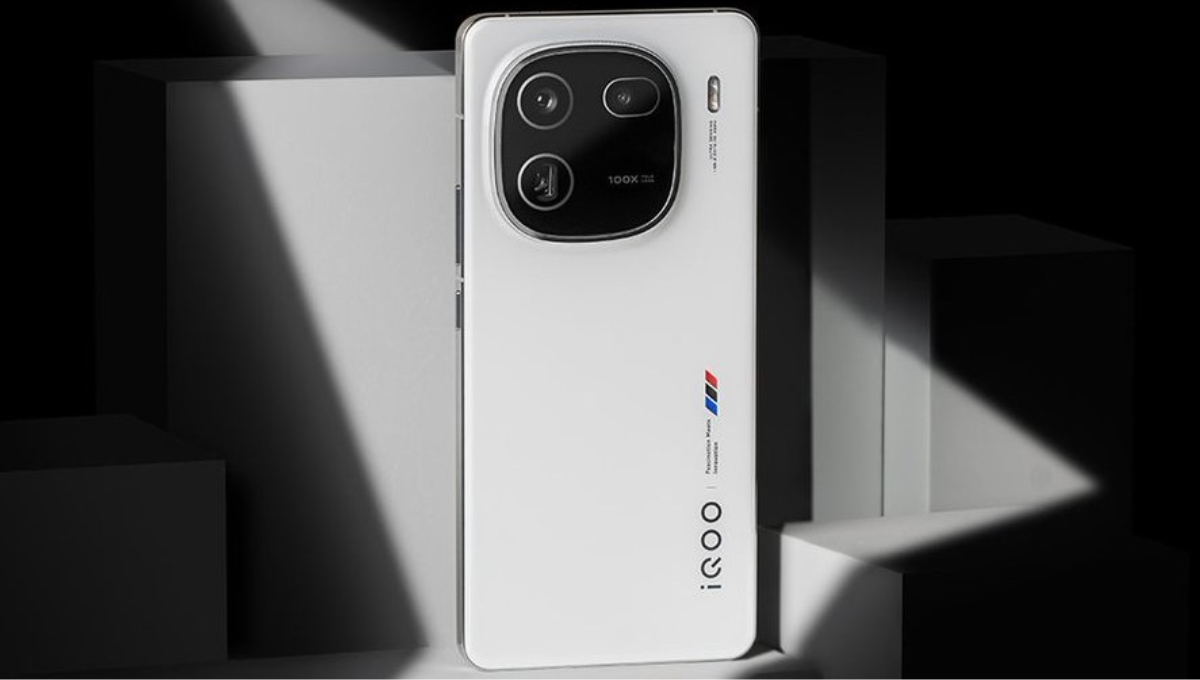 iQOO 15 Release Date: लॉन्च से पहले बड़ा खुलासा! 2K AMOLED डिस्प्ले, Snapdragon 8 Elite Gen 5 के साथ आएगा धाकड़ फ्लैगशिप फोन